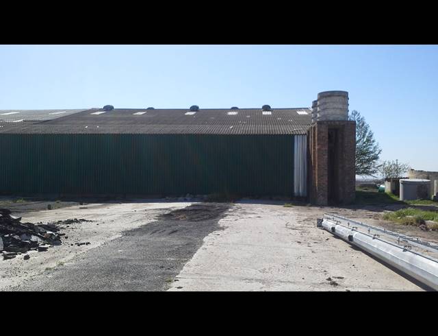 2,100M² FACTORY TO LET IN KRAAIFONTEIN INDUSTRIA